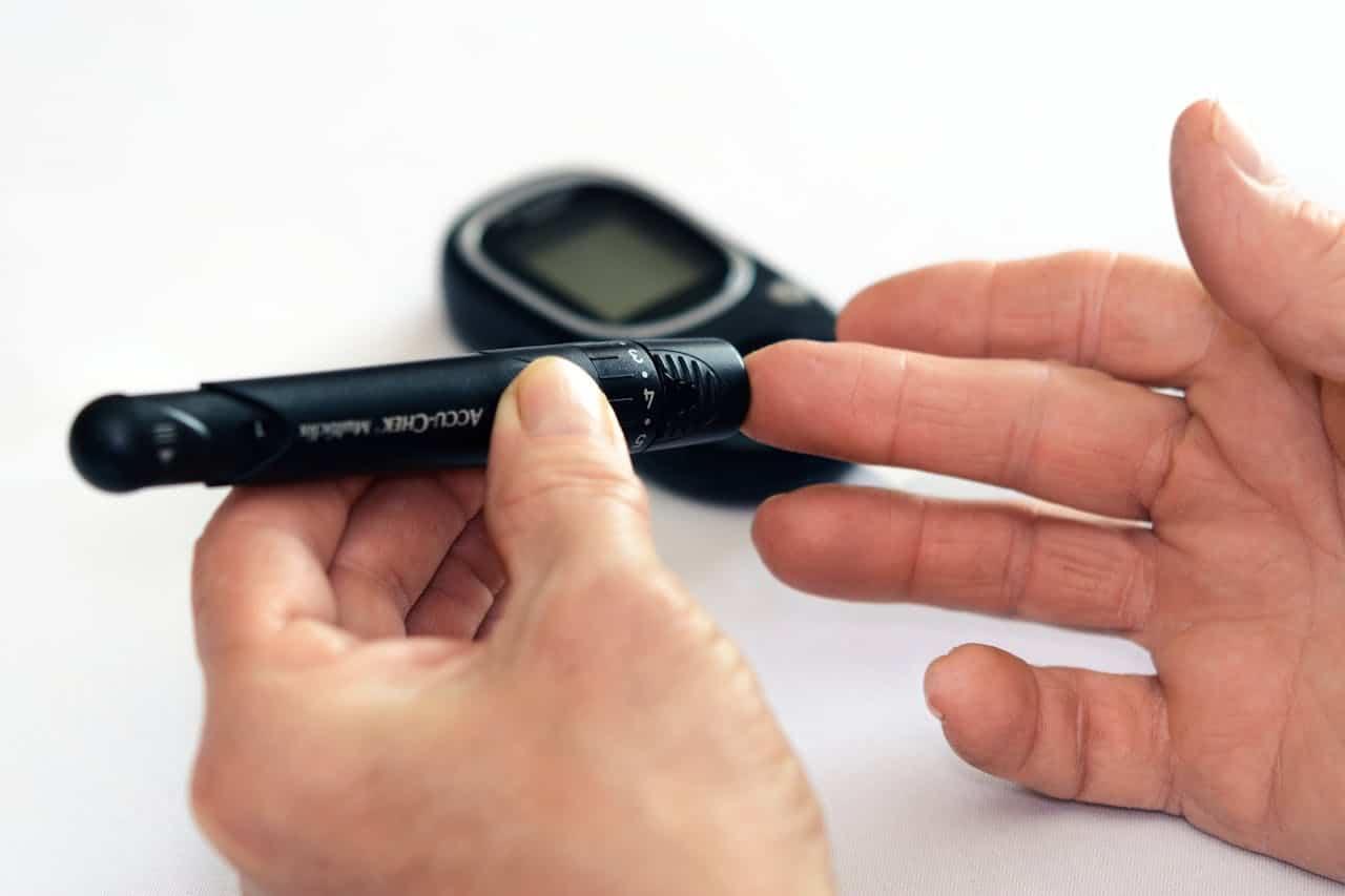 Ilustrasi proses terjadinya diabetes tipe 2 dan resistensi insulin